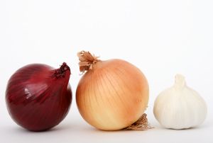 onions-and-garlic-1097088-m